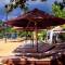 Отель Wave Beach Resort Unawatuna