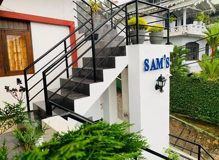 Отель Sam's Guest House