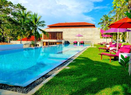 Отель UTMT - Underneath The Mango Tree Spa Beach Resort
