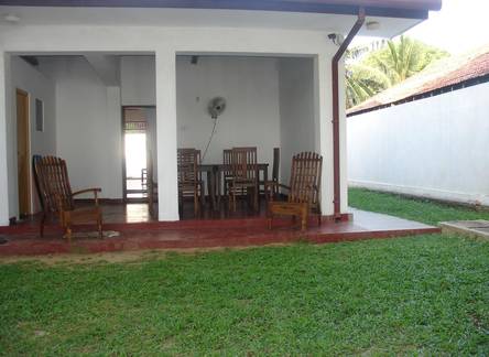Отель Bloom Villa