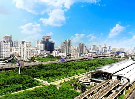 Отель Mercure Bangkok Makkasan