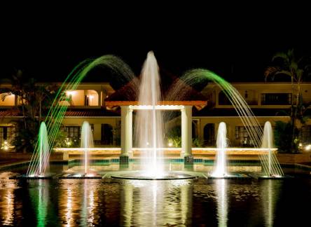 Отель Oasis Hotel Restaurant & Spa