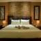 Отель Oasis Hotel Restaurant & Spa