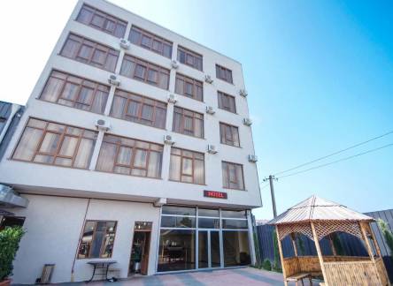 Отель Hotel 725