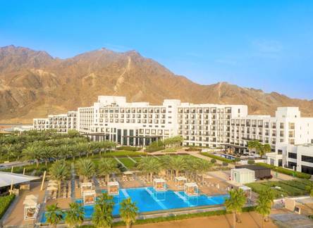 Отель InterContinental Fujairah Resort
