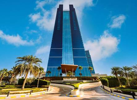 Отель Dusit Thani Abu Dhabi