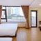 Отель Harvey Hotel & Apartments