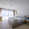 Отель Worita Cove Hotel