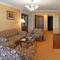 Отель Mercury Resort