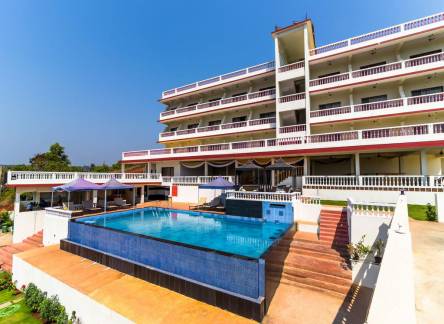 Отель SPARV Aulakhs Resort