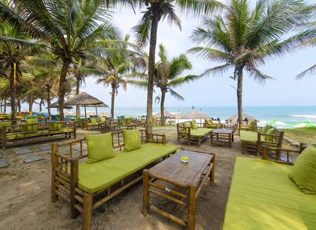 Отель Ally Beach Boutique Hotel Hoian