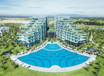 Отель Vinpearl Resort & Golf Nam Hoi An