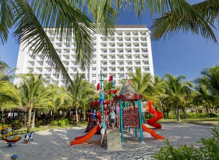 Отель Dessole Beach Resort - Nha Trang