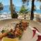 Отель Coral Hotel & Resort