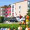 Отель Hotel BelleVille