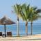 Отель Hainan Greentown Blue Bay Resort