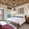 Отель Al Seef Heritage Hotel Dubai, Curio Collection by Hilton