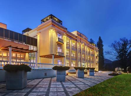 Отель Hotel Aleksander