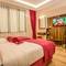 Отель Beyzas Suites