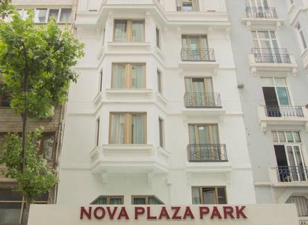 Отель Nova Plaza Park Hotel