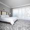 Отель Royal Blue Hotel