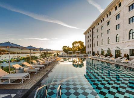 Отель Hotel Brown Beach House