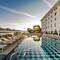 Отель Hotel Brown Beach House