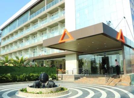 Отель Ocean Queen Hotel