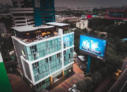 Отель Zazz Urban Bangkok
