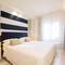 Отель Metropol Ceccarini Suite, Riccione