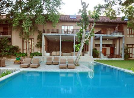 Отель Roman Lake Ayurveda Boutique Resort