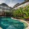 Отель Bakung Ubud Resort & Villa