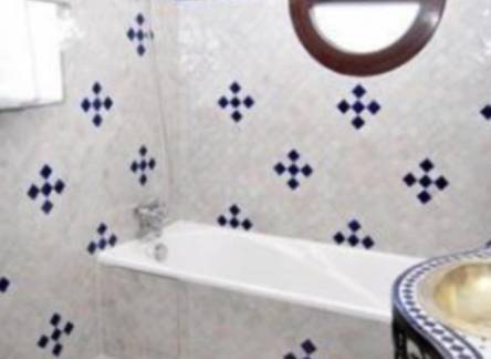 Отель Suite Hotel Tilila