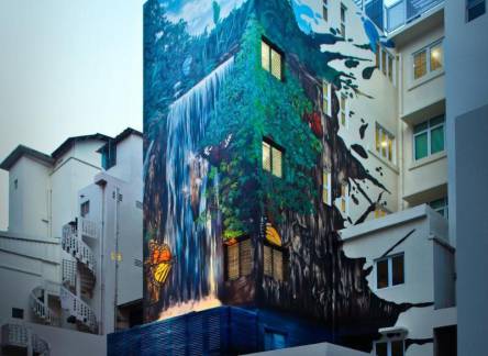 Отель Hotel Clover The Arts