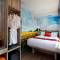 Отель Hotel Clover The Arts