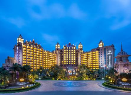 Отель Wyndham Hainan Clearwater Bay Resort