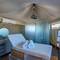 Отель Kingfisher Retreat by Sharjah Collection
