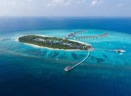 Отель Kuredhivaru Resort and Spa