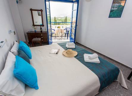 Отель Adamakis Hotel