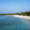 Отель The Barefoot Eco Hotel