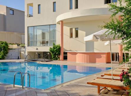 Отель Yakinthos Hotel