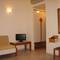 Отель Yakinthos Hotel