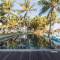 Отель SeaSense Boutique Hotel
