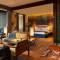Отель Potato Head Suites