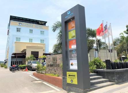 Отель Nadias Hotel Cenang Langkawi