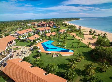 Отель The Calm Resort & Spa