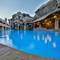 Отель Emirates Park Zoo & Resort