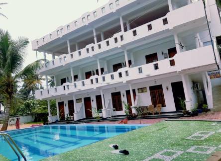 Отель Liyanage Resort