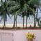 Отель Petter's Beach Inn