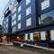 Отель The Henry Hotel